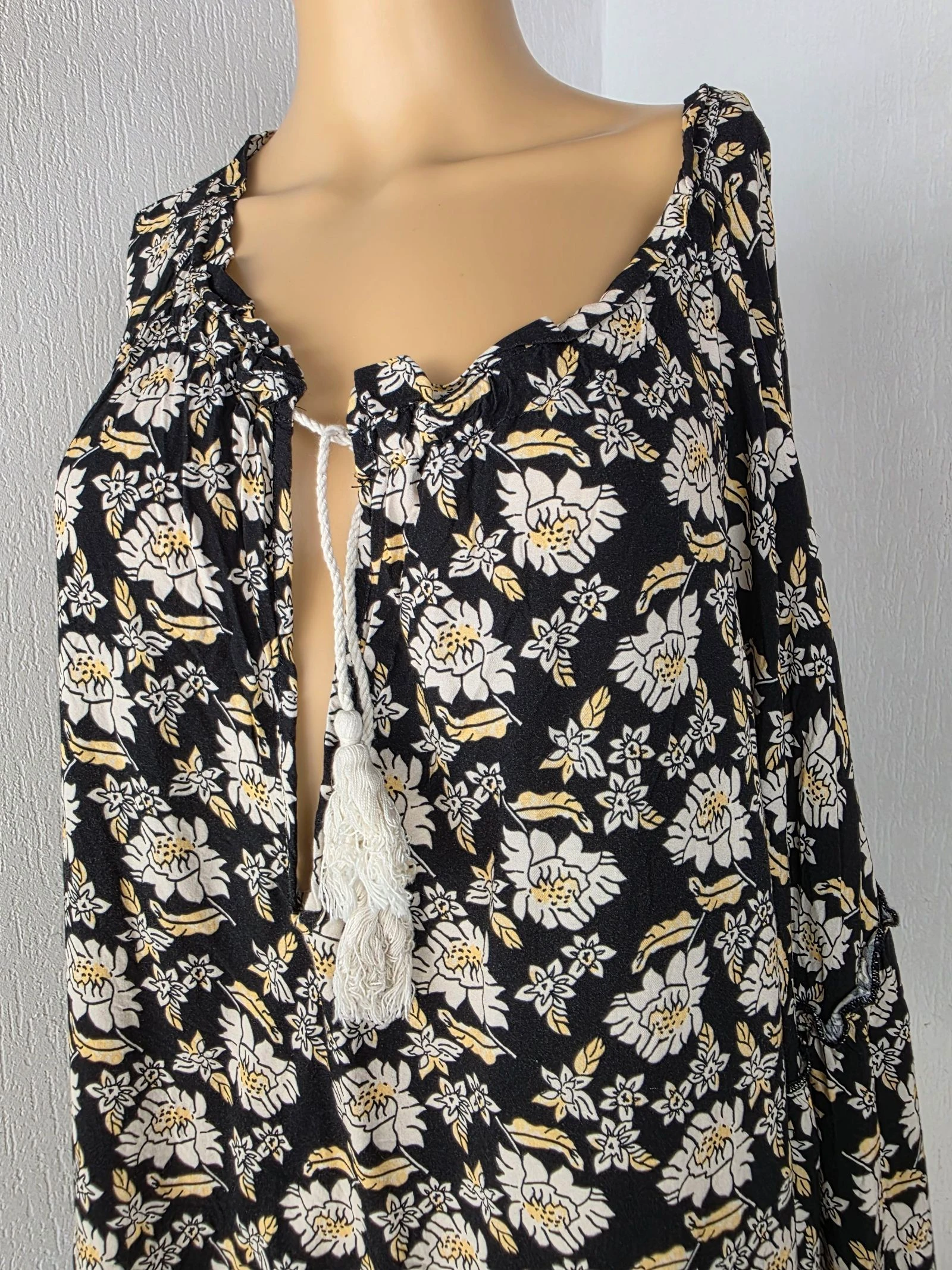 Vestido boêmio floral Chantal B tamanho único 36 ao 42/44 medidas descritivas – photo 4